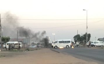 Tshwane Taxi strike leaves many stranded in the streets of Soshanguve