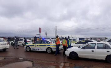 Criminals attacking taxi drivers and commuters warned