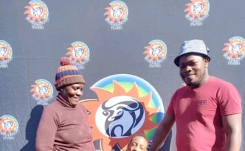 Soshanguve Plaza donates wheelchairs on Mandela Day